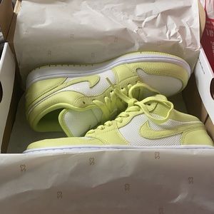 Jordan 1 Low Limelight!
